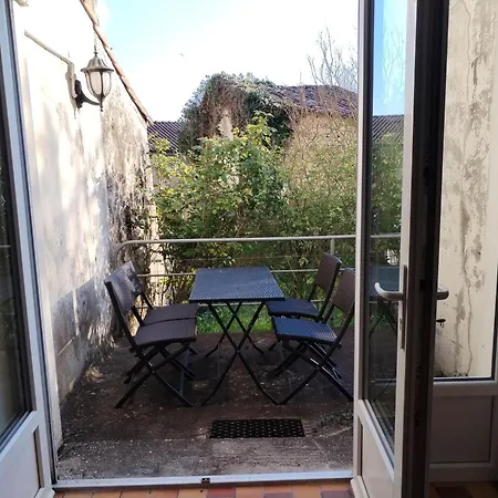 Holiday home Les Roses De Ginette *
